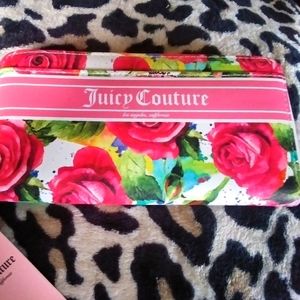 Juicy couture clutch wallet